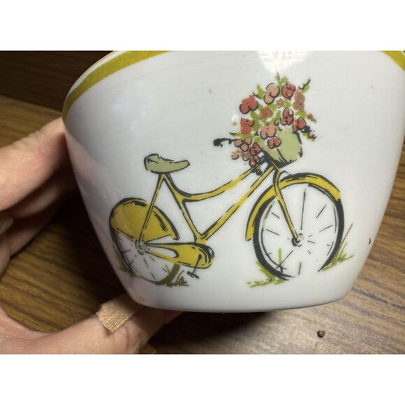 Vintage Yellow Bicycle Design Plastic Bowl - Picture 2 of 5
